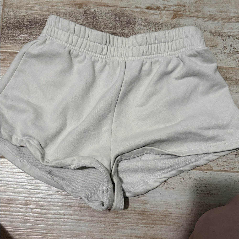 SHEIN White Women's Shorts